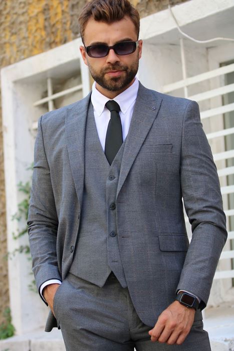 GRİ DÜZ DESENLİ  YELEKLİ TAKIM ELBİSE resmi