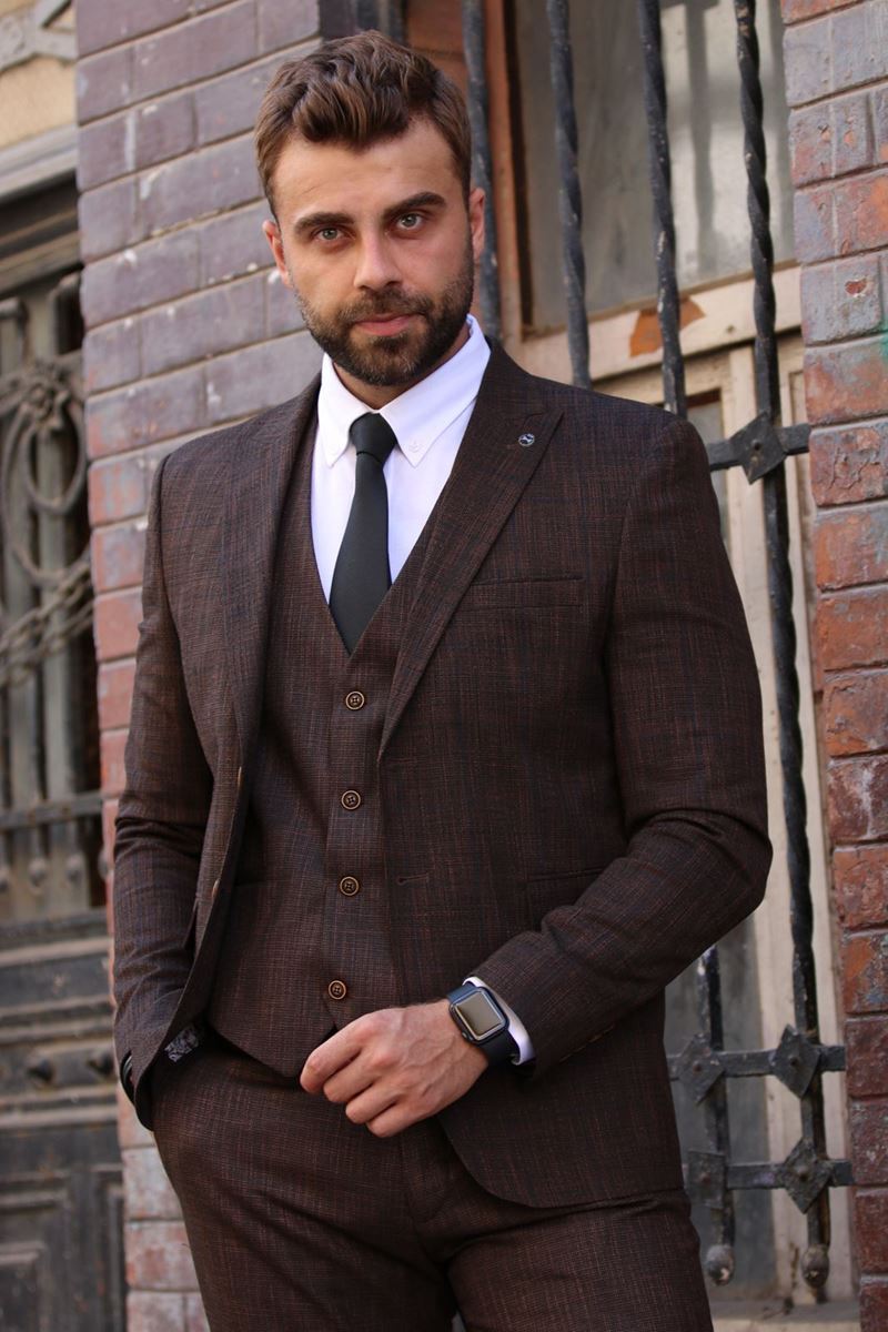 Picture of DARK BROWN PLAIN PATTERNED SUIT