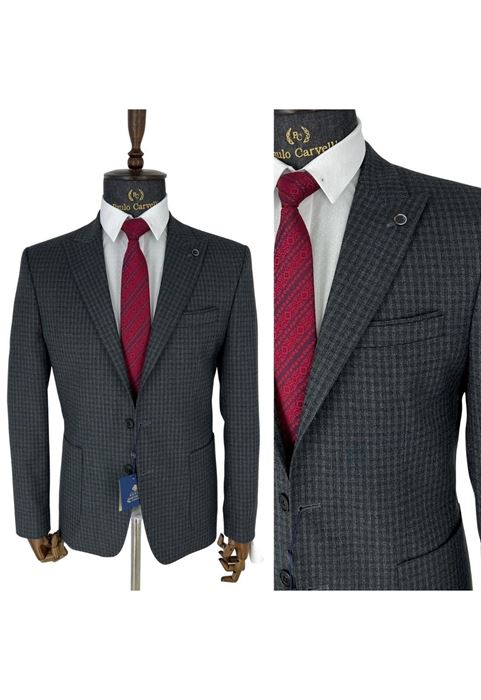 صورة سترة مقلمة مربعة سوداء مدخنة