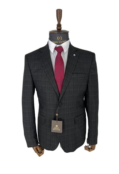 صورة سترة كلاسيكية مخططة سوداء مدخنة