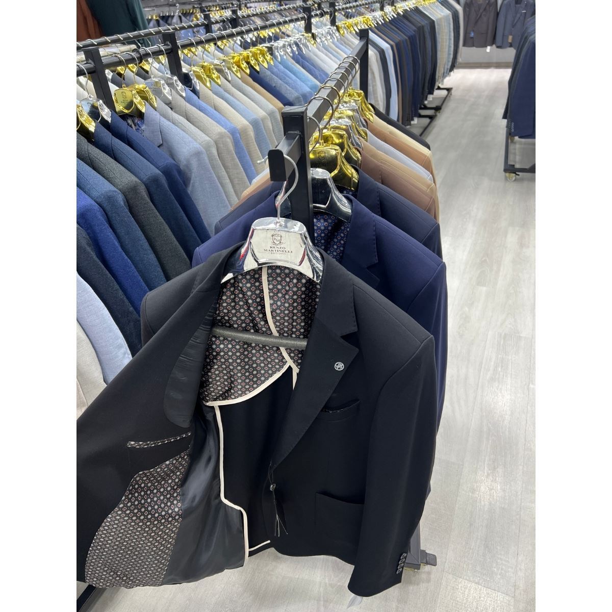 Image sur DÜZ KOYU TAKIM ELBİSE